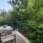- Detached House For Families & Group Of Friends