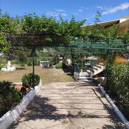 - Detached House For Families & Group Of Friends