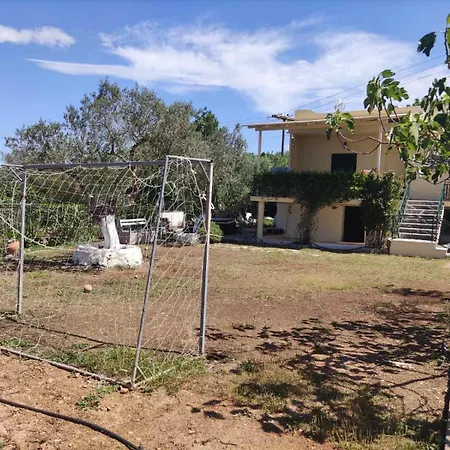 - Detached House For Families & Group Of Friends Holiday home *