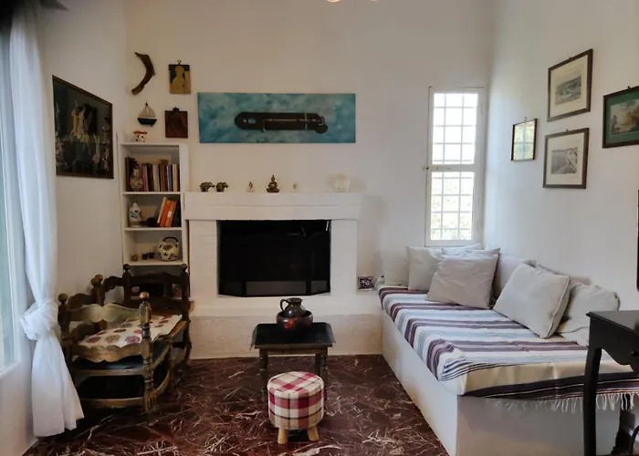 - Detached House For Families & Group Of Friends Porto Cheli